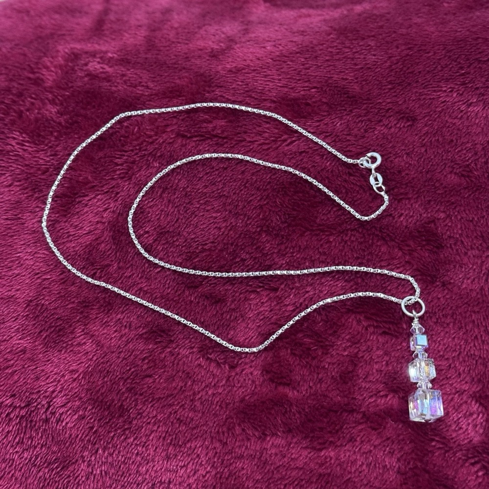 925 Sterling Silver Faceted Crystal Pendant Necklace & Dangle Earrings Set - Picture 8 of 16